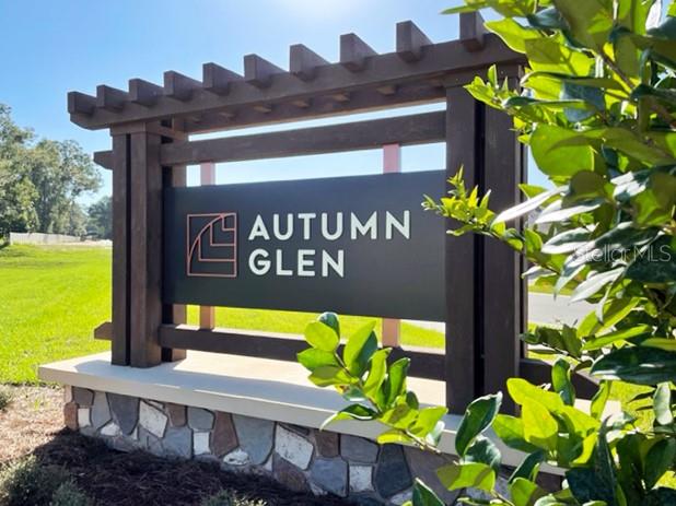 AUTUMN GLEN - Residential
