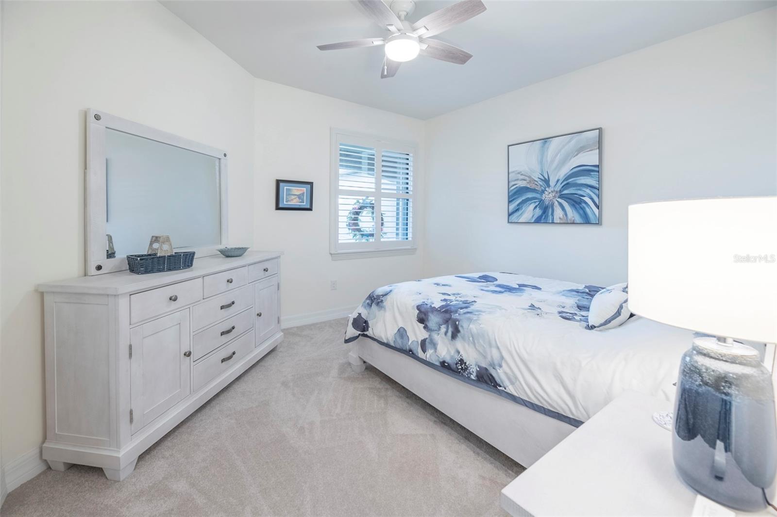 ISLANDWALK/THE WEST VLGS PH 5 - Residential