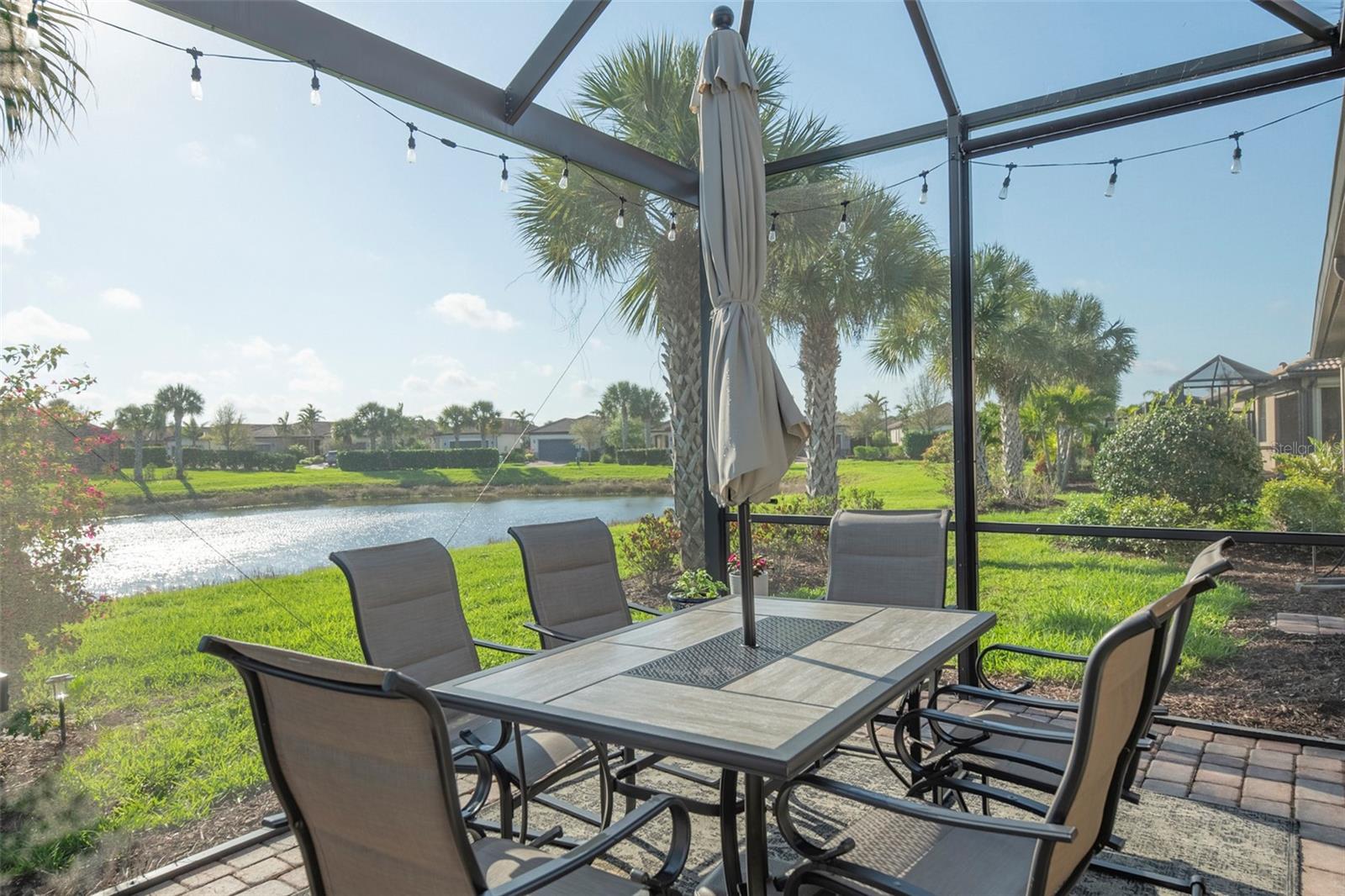 ISLANDWALK/THE WEST VLGS PH 5 - Residential