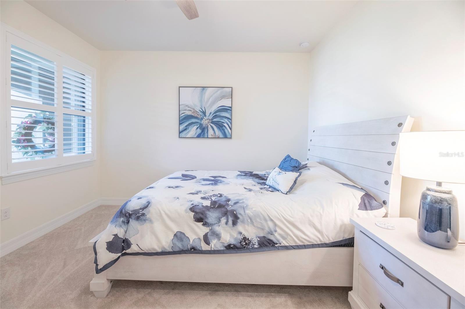 ISLANDWALK/THE WEST VLGS PH 5 - Residential