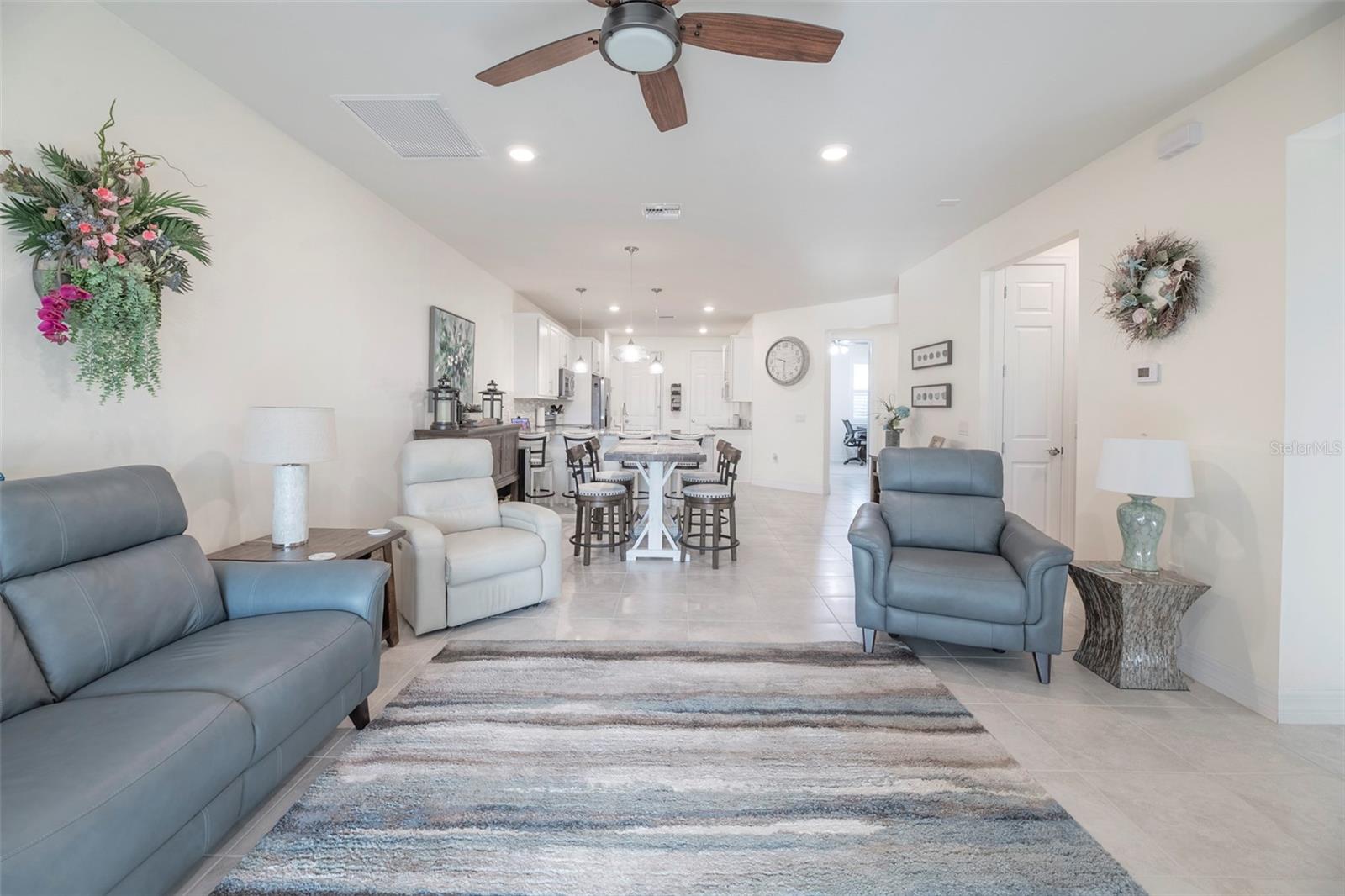 ISLANDWALK/THE WEST VLGS PH 5 - Residential