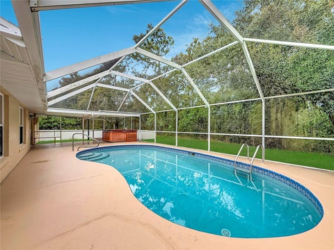 Tiny photo for 11 Carnation Court E, Homosassa, FL 34446 (MLS # O6453238)