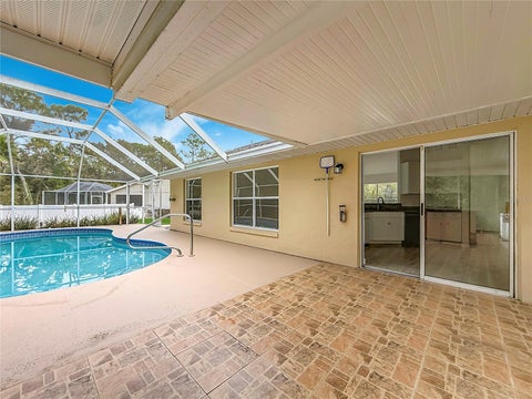 Tiny photo for 11 Carnation Court E, Homosassa, FL 34446 (MLS # O6453238)