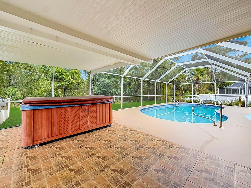 Photo of 11 Carnation Court E, Homosassa, FL 34446 (MLS # O6453238)