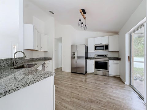 Tiny photo for 11 Carnation Court E, Homosassa, FL 34446 (MLS # O6453238)