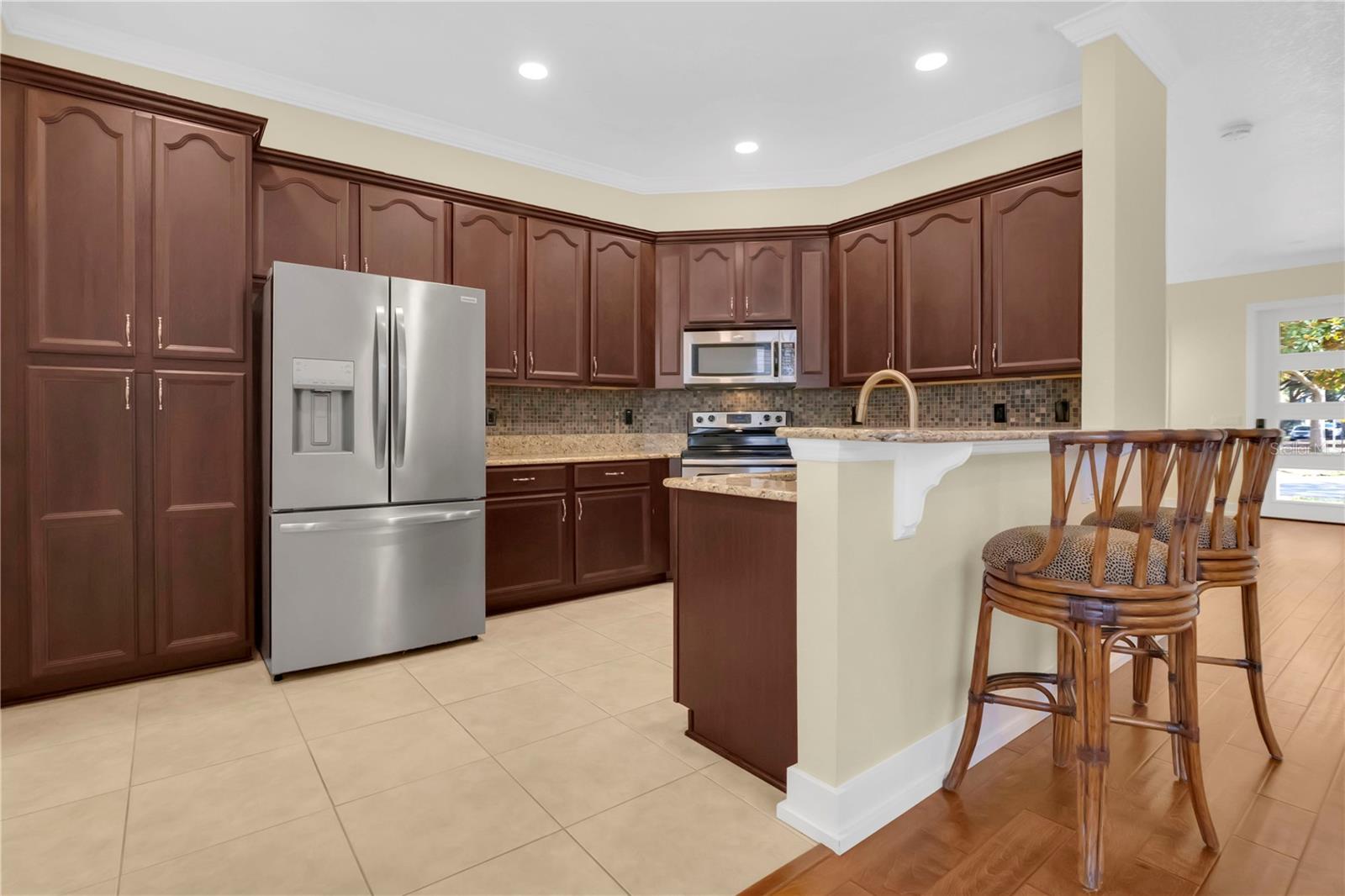 PRESTON SQUARE - Residential