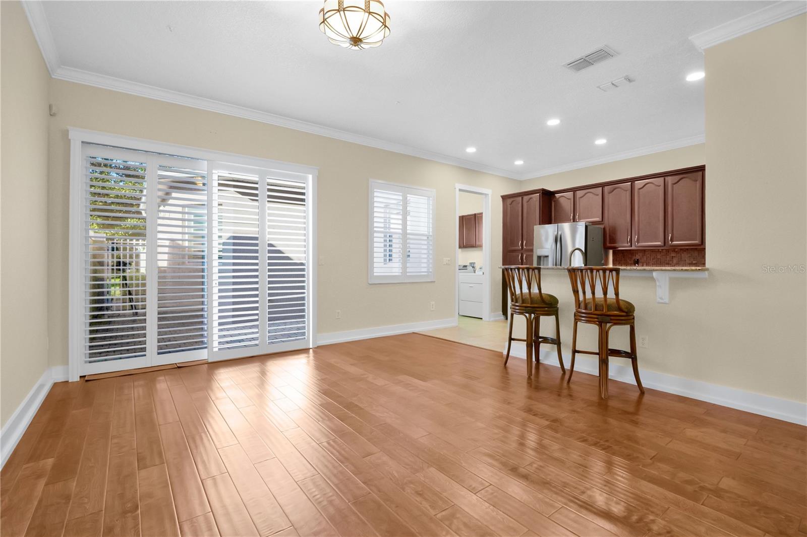 PRESTON SQUARE - Residential