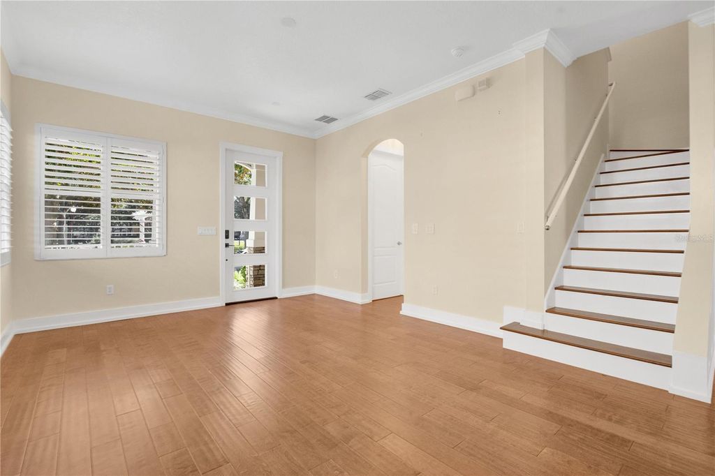 Photo of 7028 Ventnor Drive, Windermere, FL 34786 (MLS # O6363663)