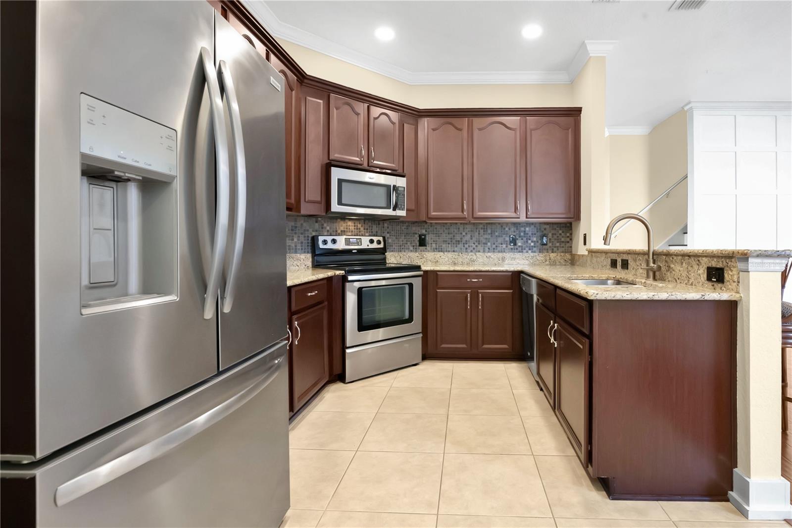 PRESTON SQUARE - Residential