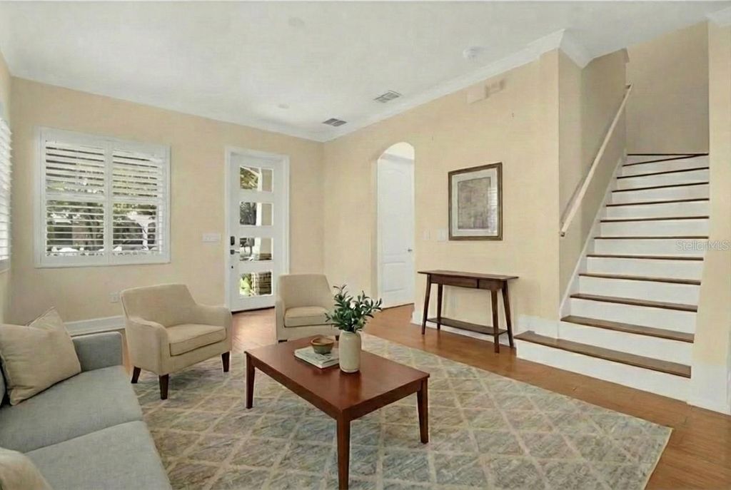 Photo of 7028 Ventnor Drive, Windermere, FL 34786 (MLS # O6363663)