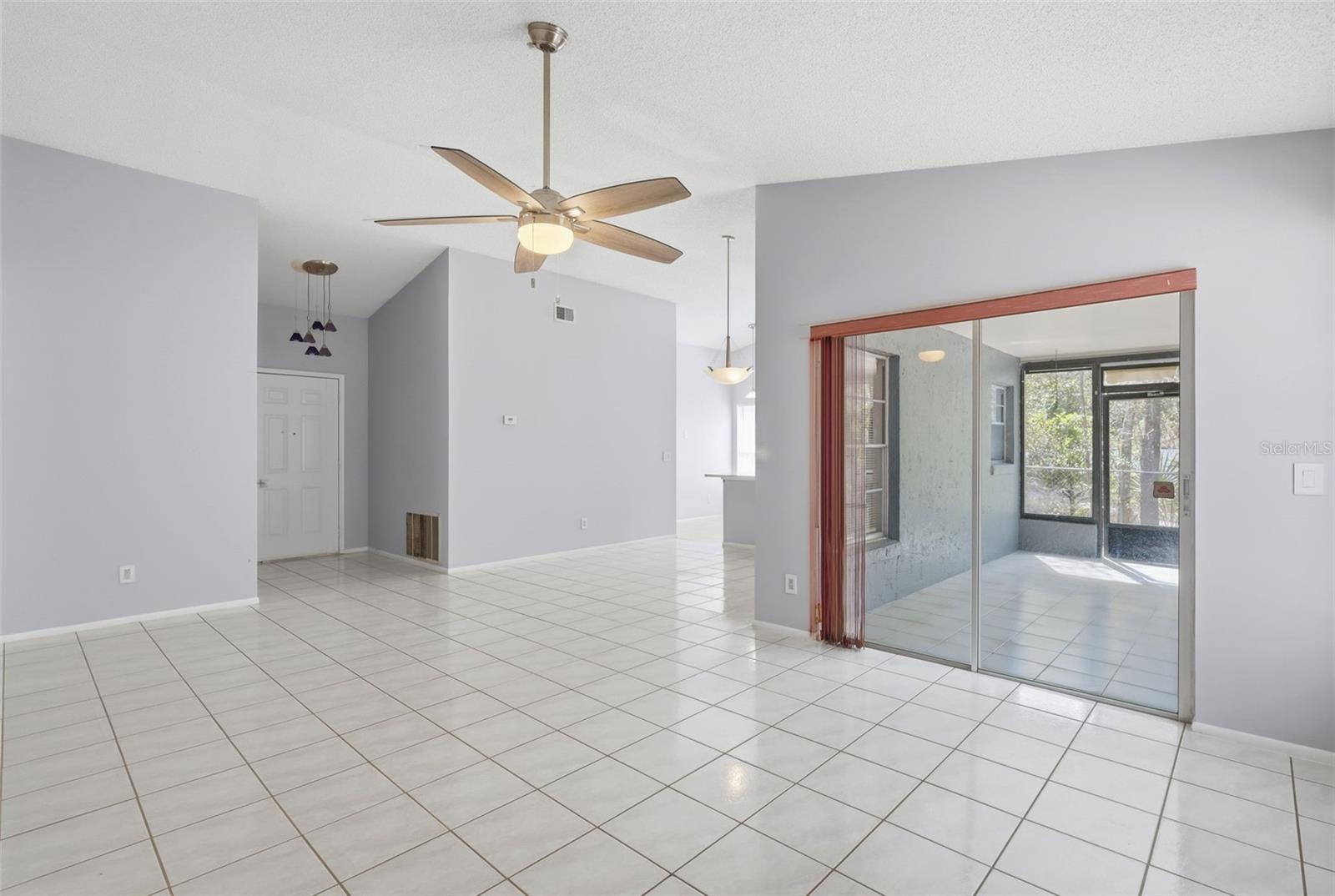 3916 VALENCIA GROVE LANE