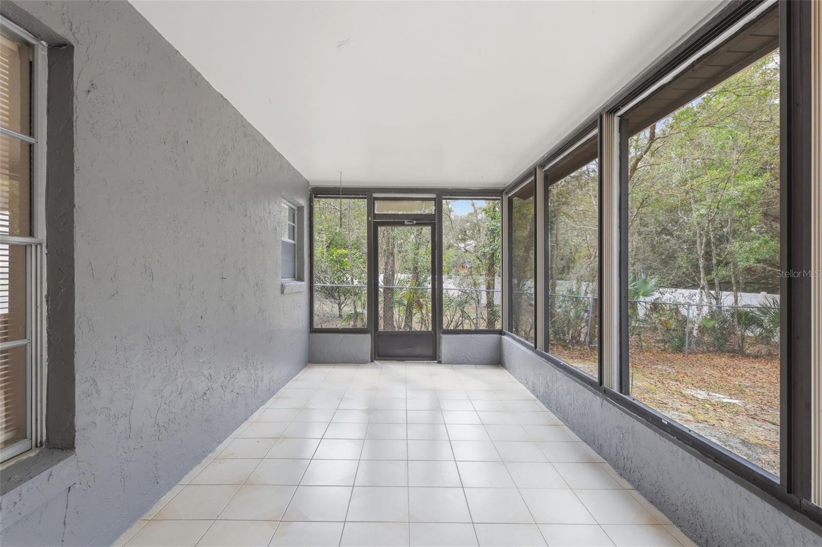 VALENCIA GROVE - Residential