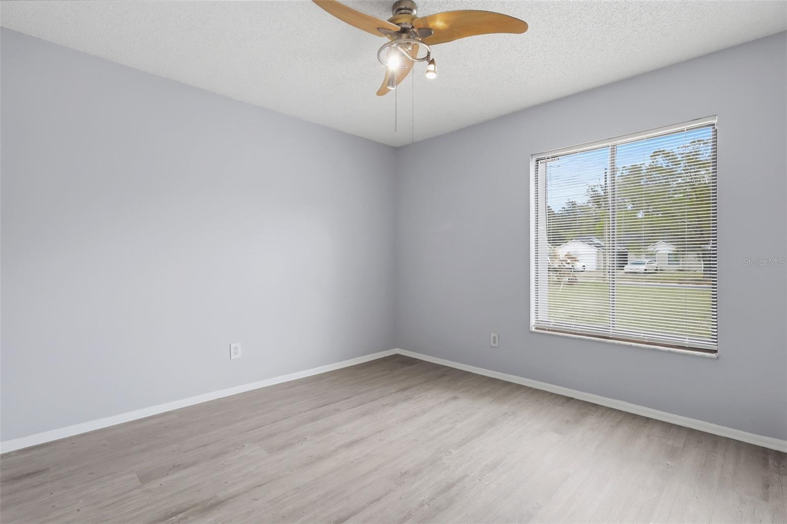 VALENCIA GROVE - Residential