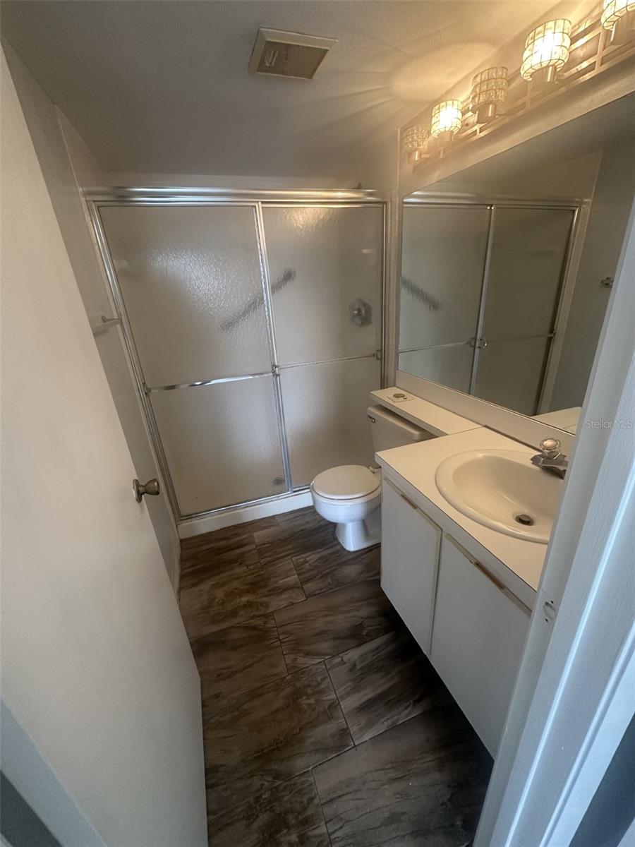 CLUB AT ORLANDO PH 13 - Residential Lease