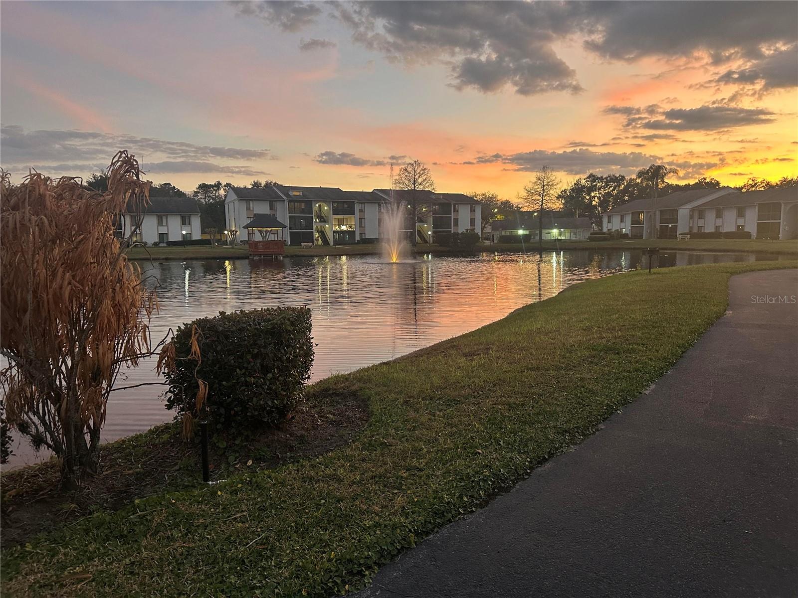 CLUB AT ORLANDO PH 13 - Residential Lease