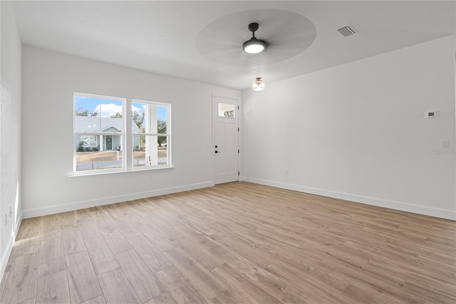 ALOMA ESTATES - Residential