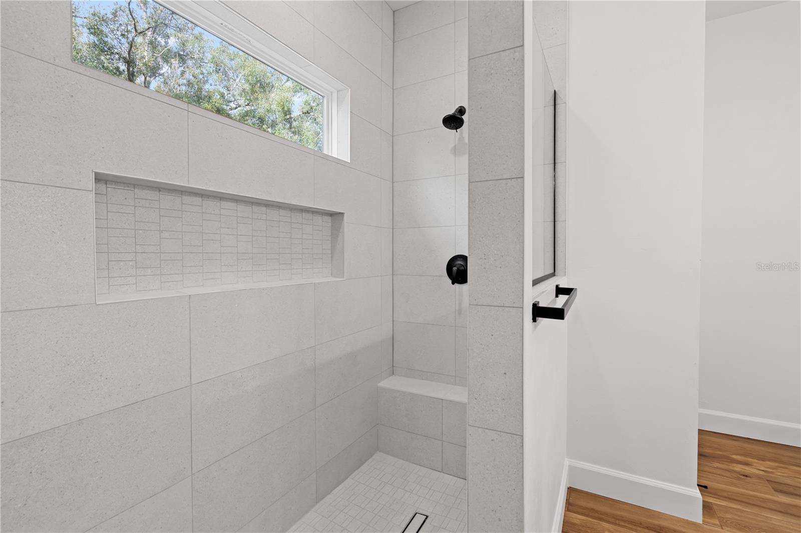 ALOMA ESTATES - Residential