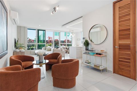 44 RIVIERA COURT BAYAMON  00959