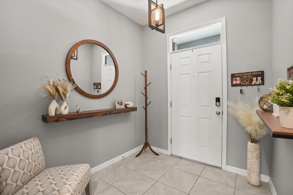 Photo of 170 Mangrove Shade Circle, Apollo Beach, FL 33572 (MLS # O6334209)