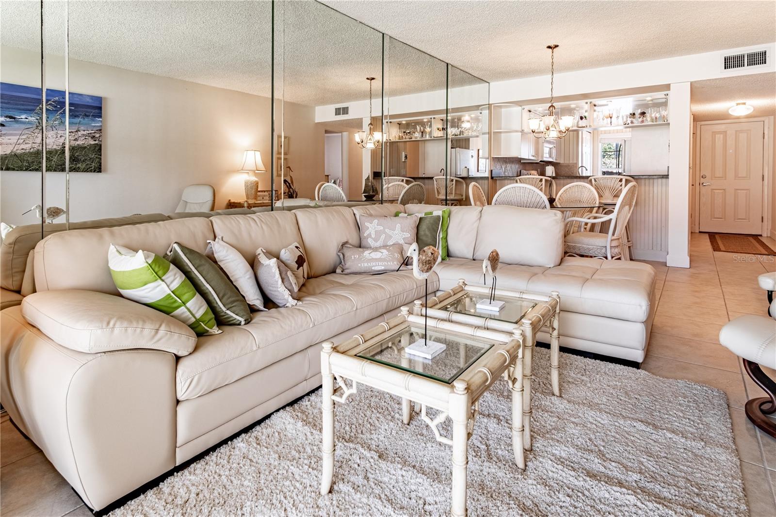 POINT EAST - Residential