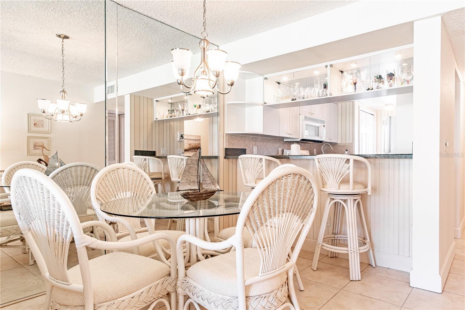 POINT EAST - Residential