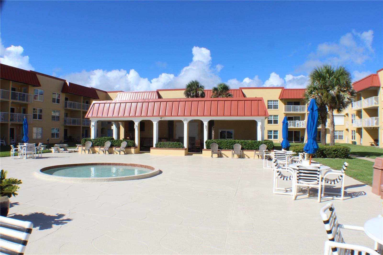 POINT EAST - Residential