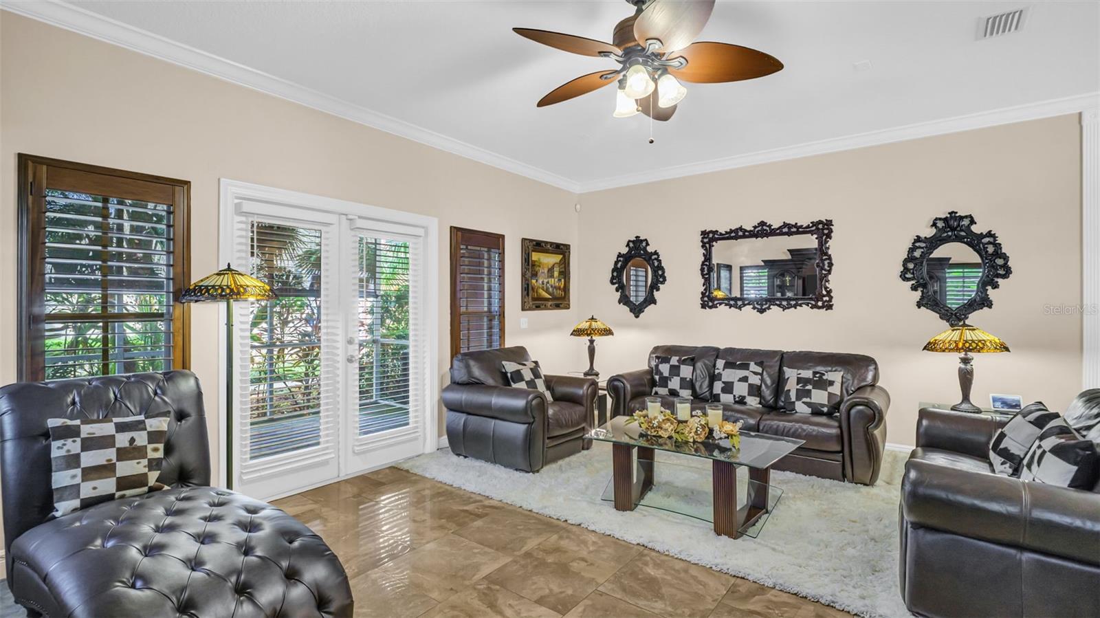 121 VALENCIA CIRCLE
