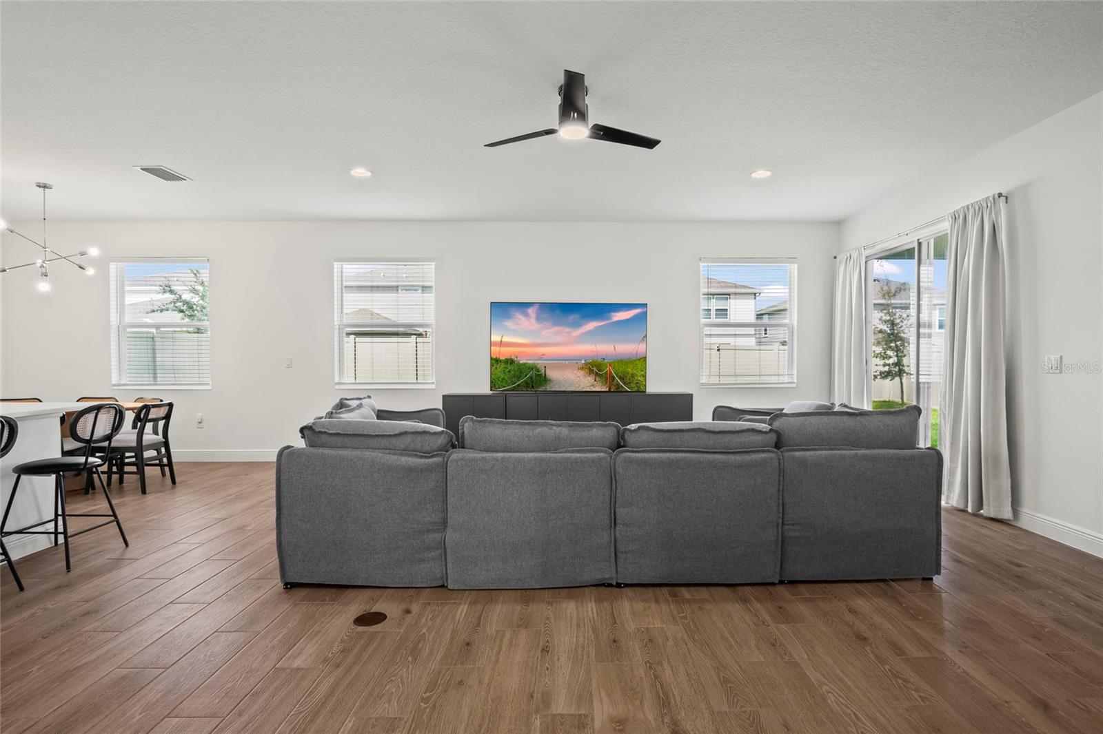 RIDGEVIEW PH 2 - Residential