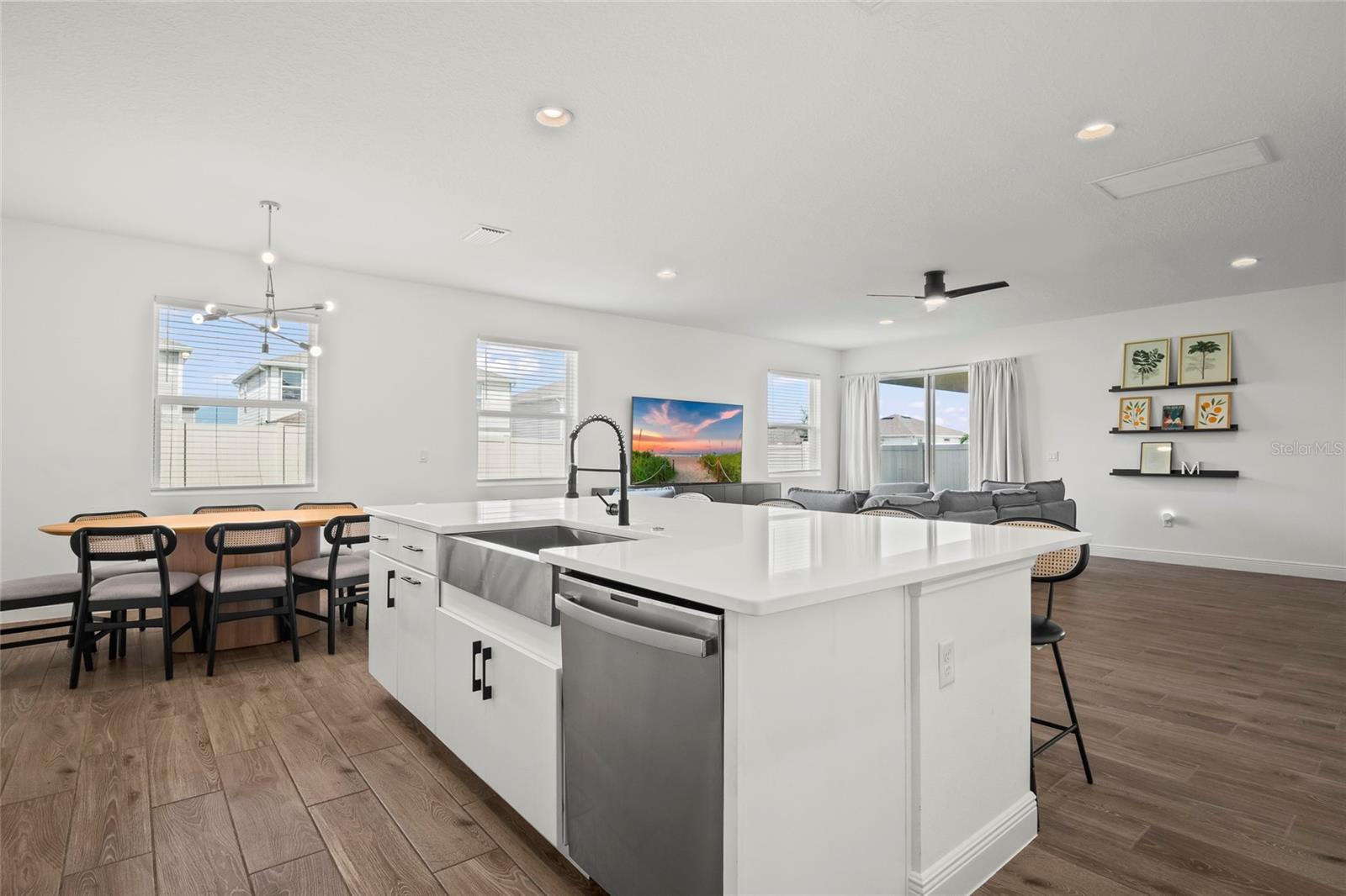 RIDGEVIEW PH 2 - Residential