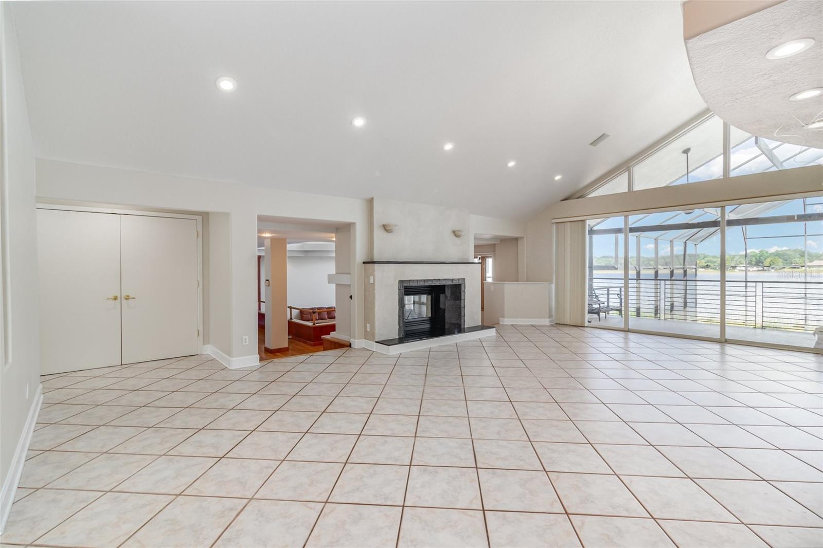 DOWN POINT SUB - Residential