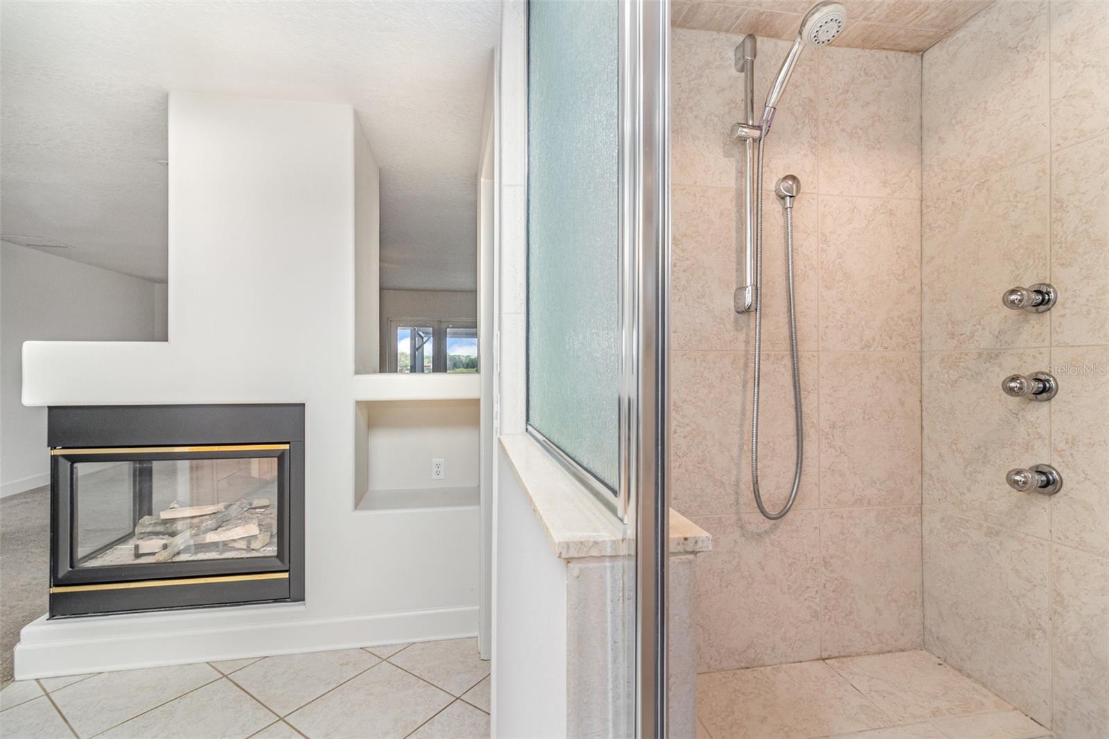 DOWN POINT SUB - Residential