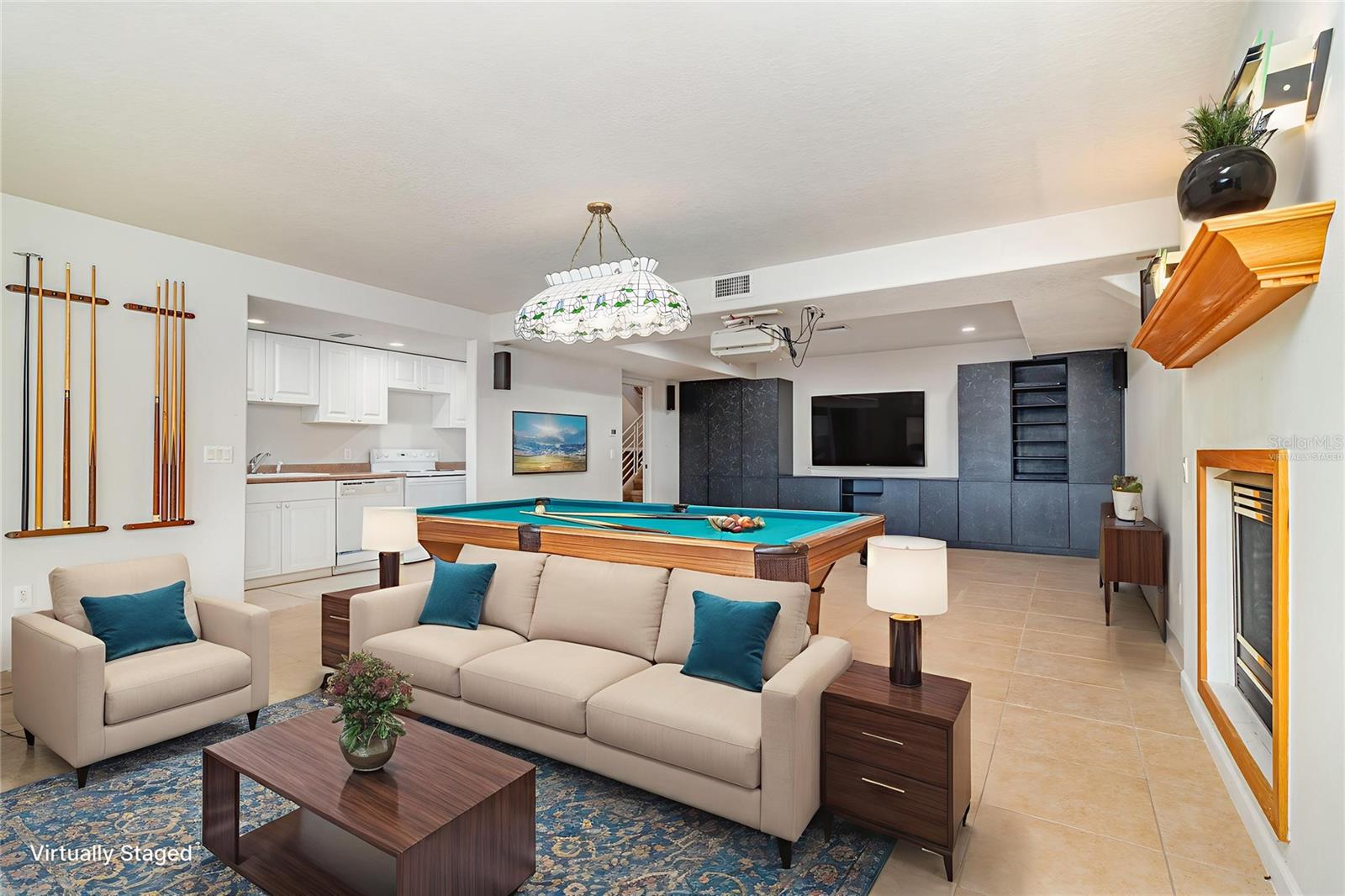 DOWN POINT SUB - Residential