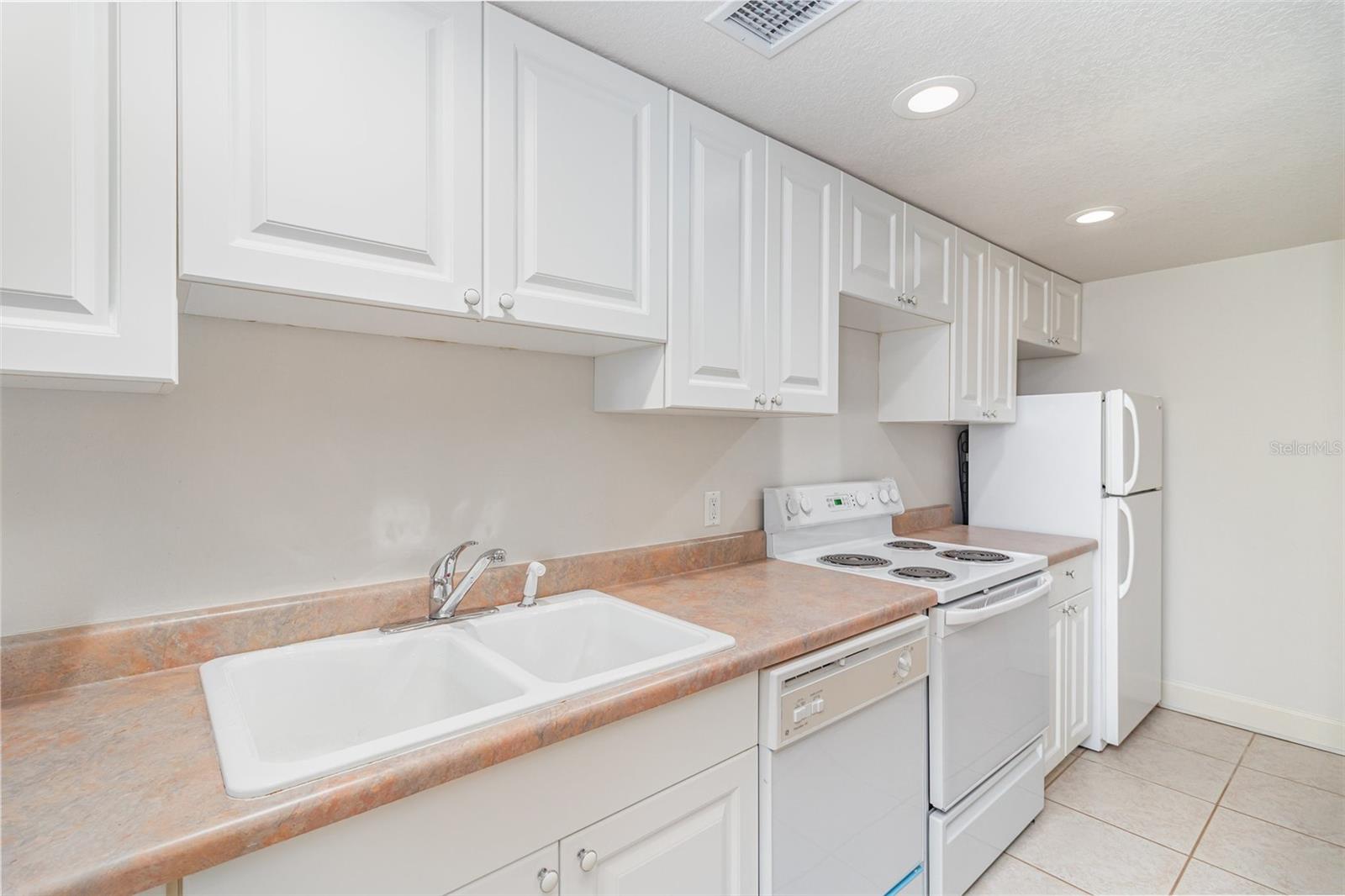 DOWN POINT SUB - Residential