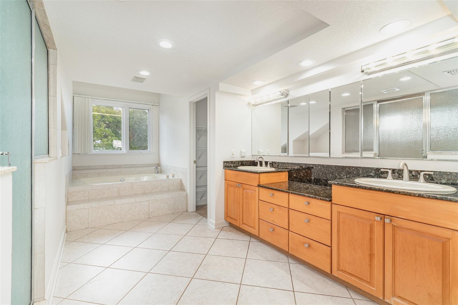 DOWN POINT SUB - Residential