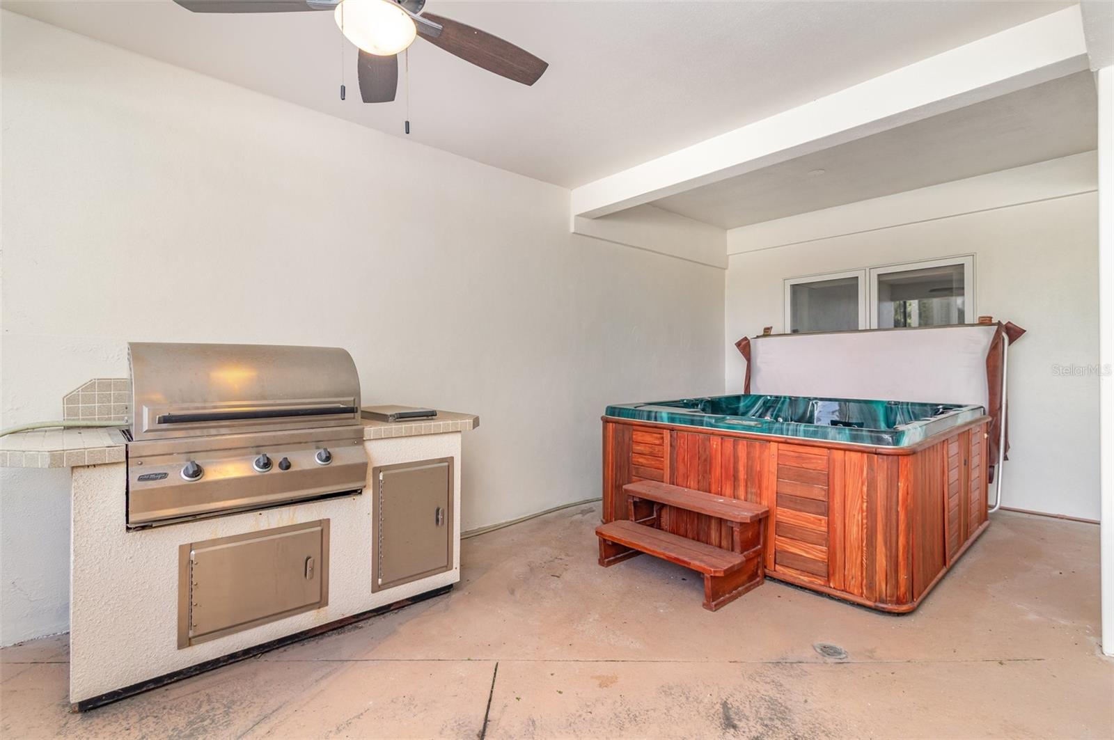 DOWN POINT SUB - Residential