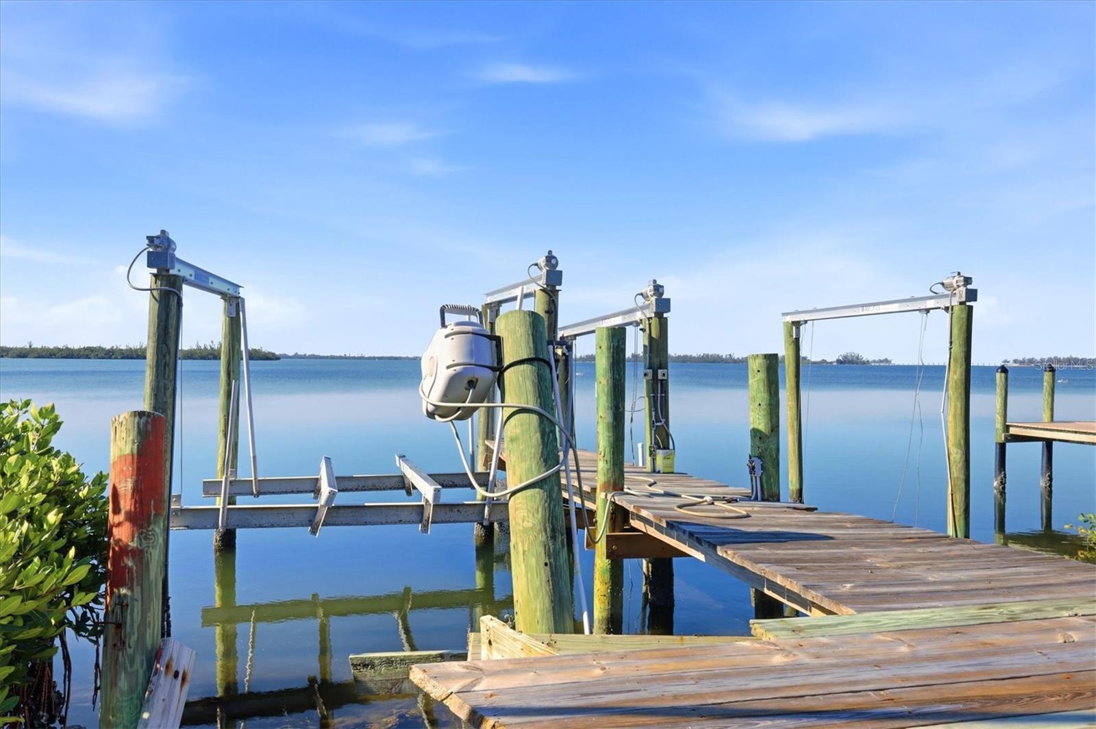 BAY BEACH - Residential