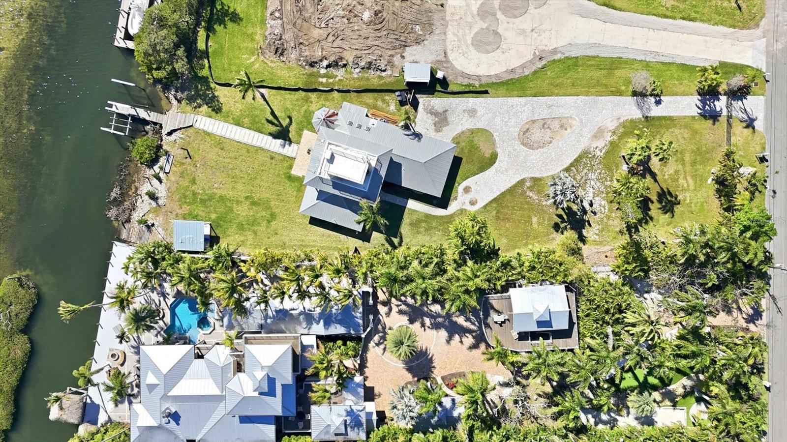 BAY BEACH - Residential