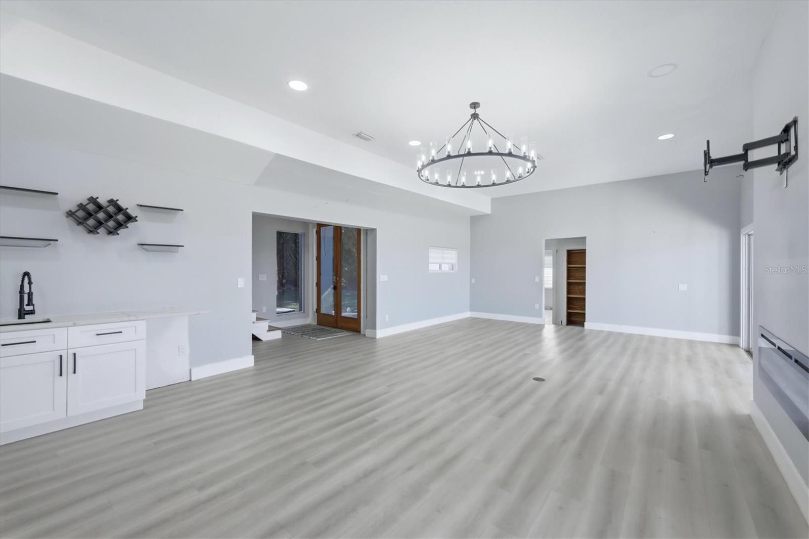 BAY BEACH - Residential