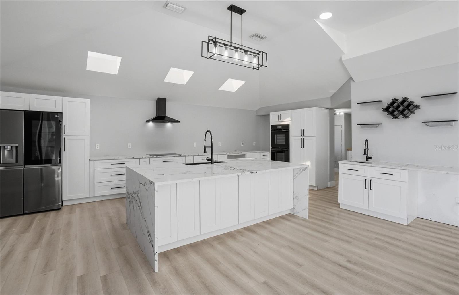 BAY BEACH - Residential