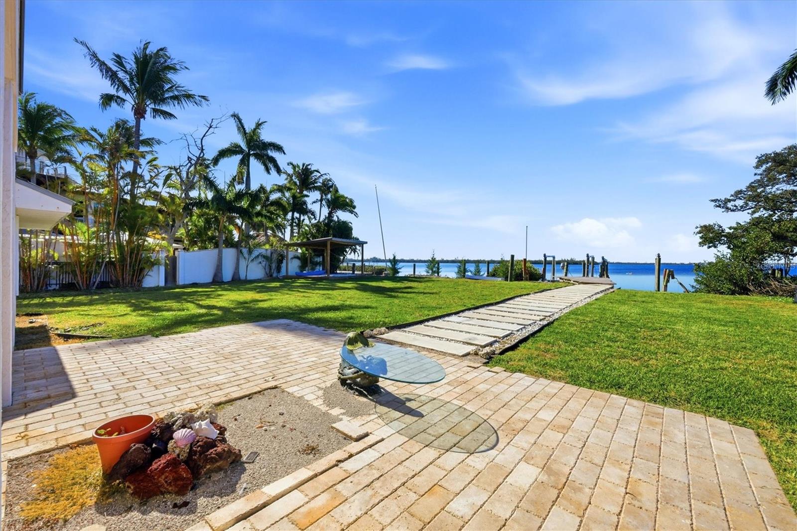 BAY BEACH - Residential