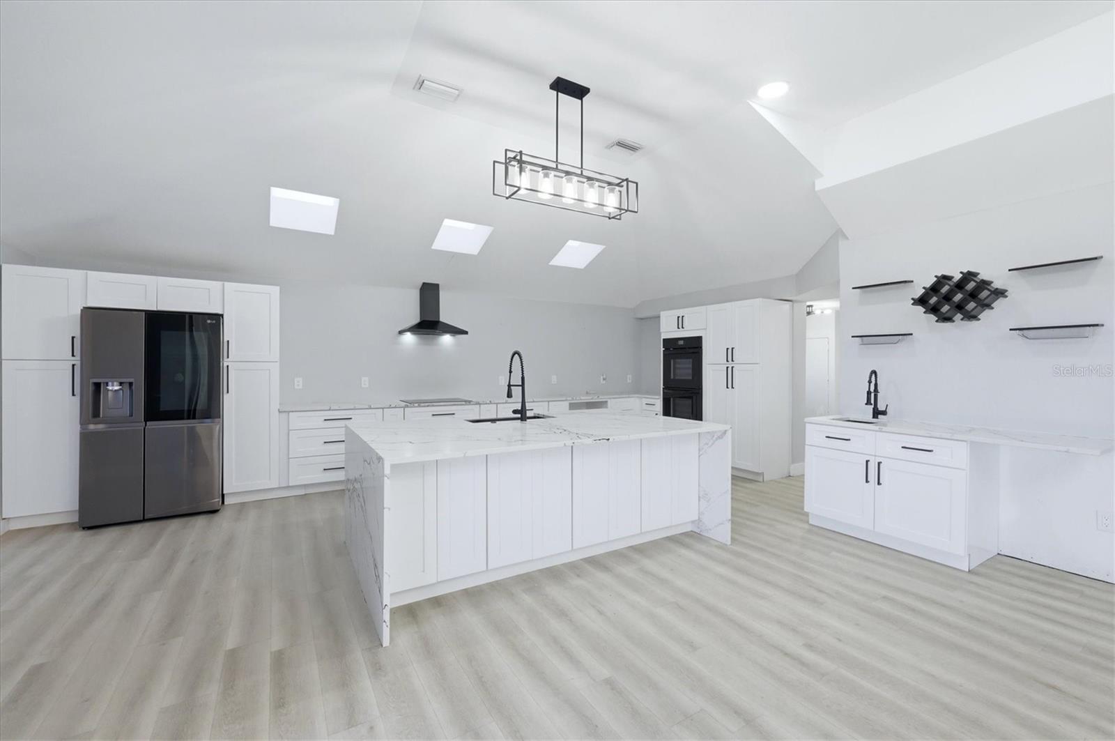 BAY BEACH - Residential