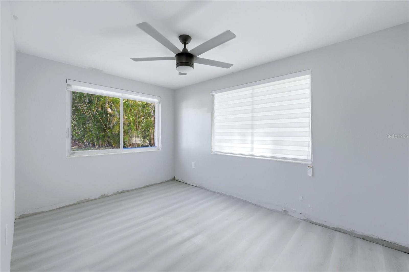 BAY BEACH - Residential