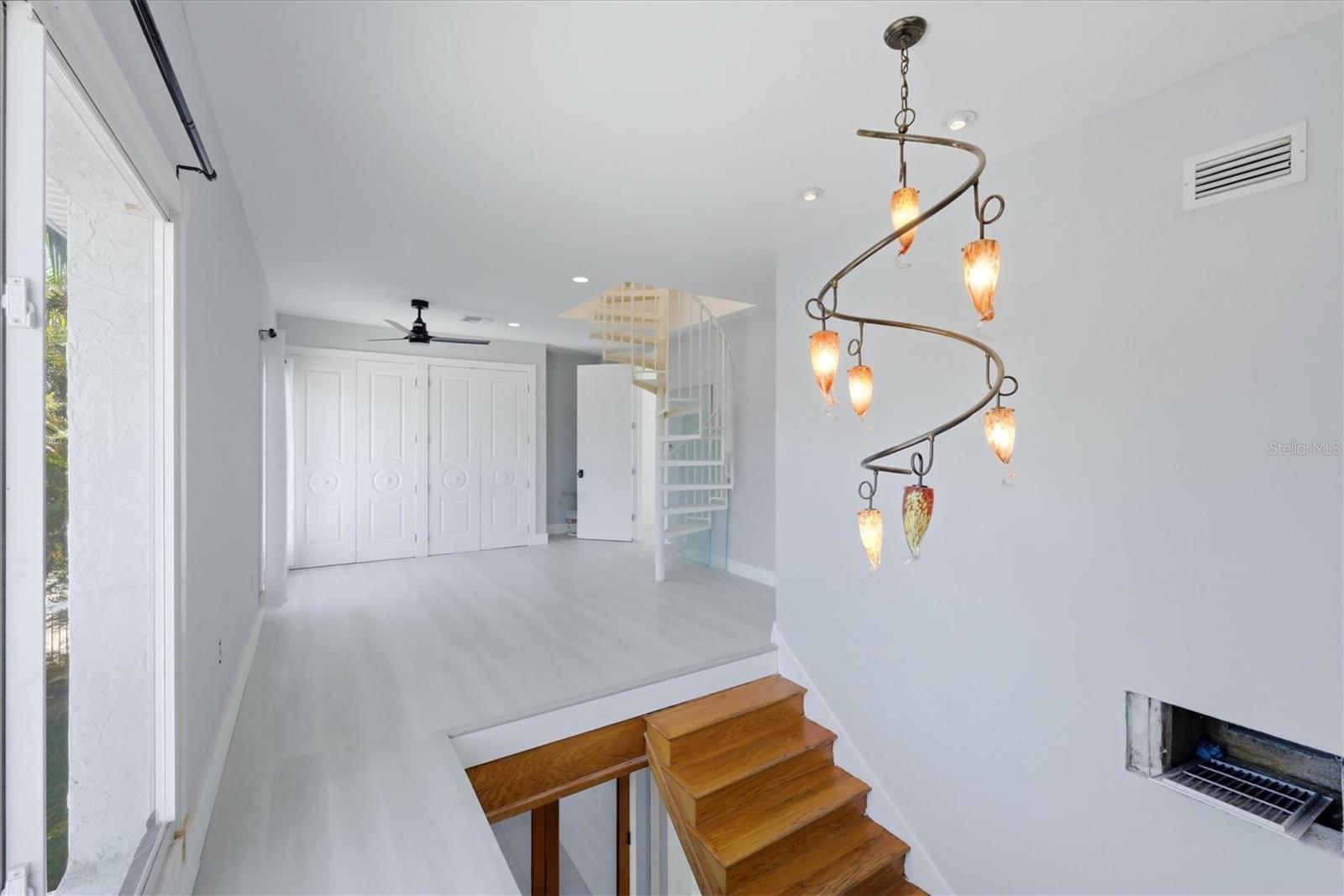 BAY BEACH - Residential