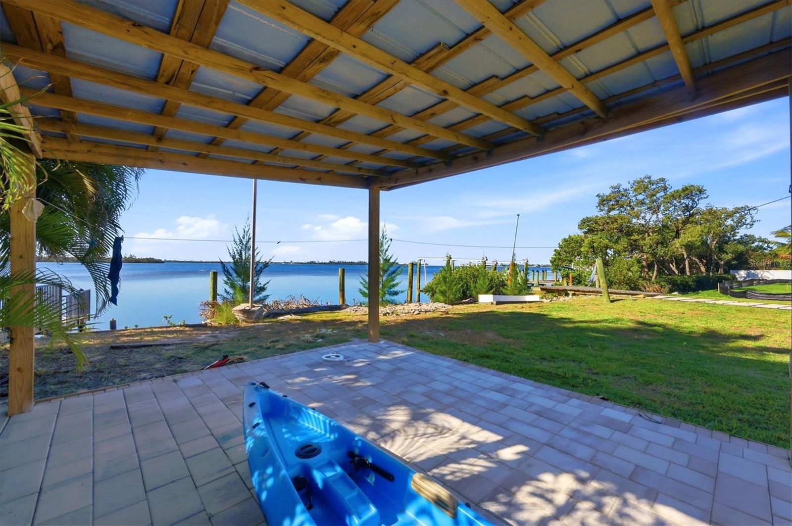 BAY BEACH - Residential