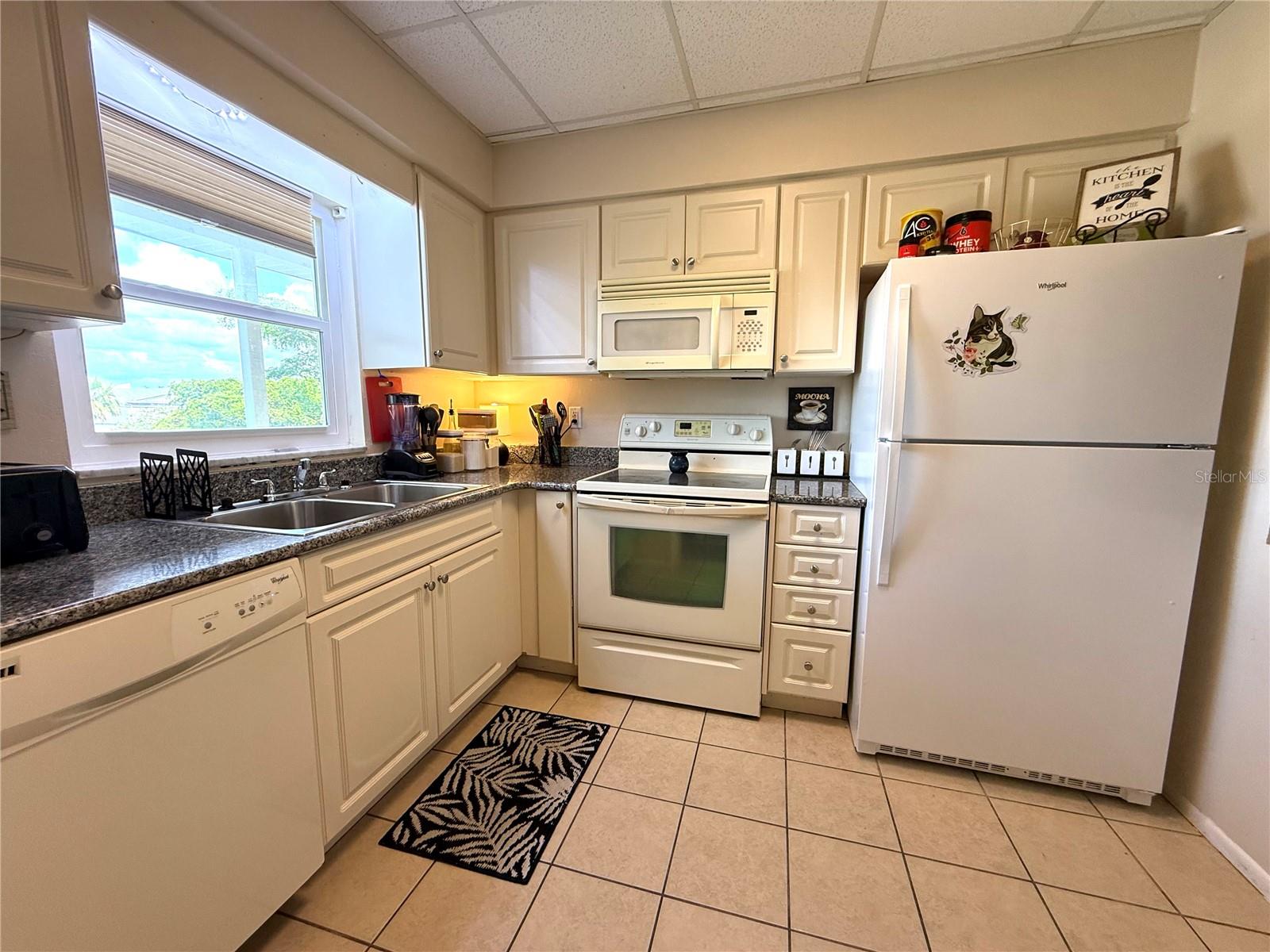 PLAZA VIEW - Residential