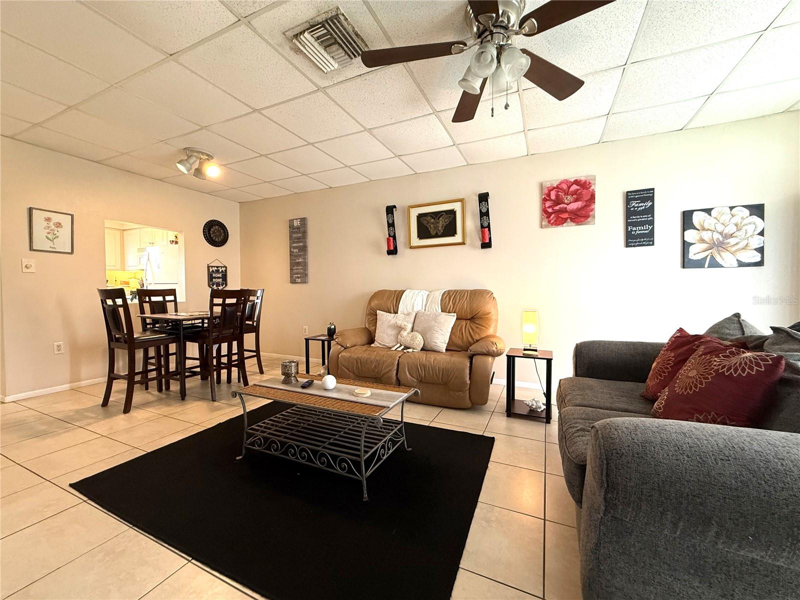 PLAZA VIEW - Residential