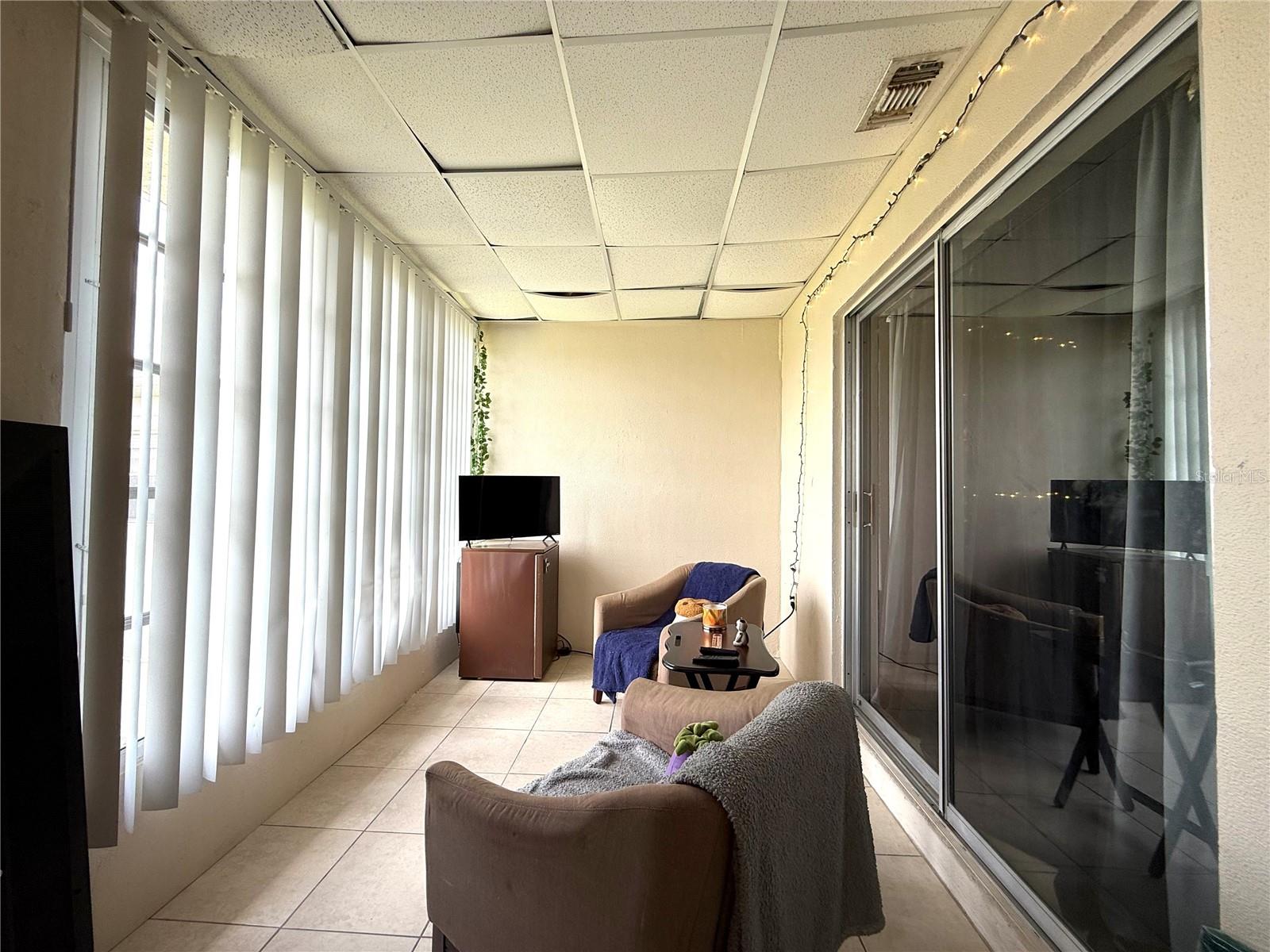 PLAZA VIEW - Residential