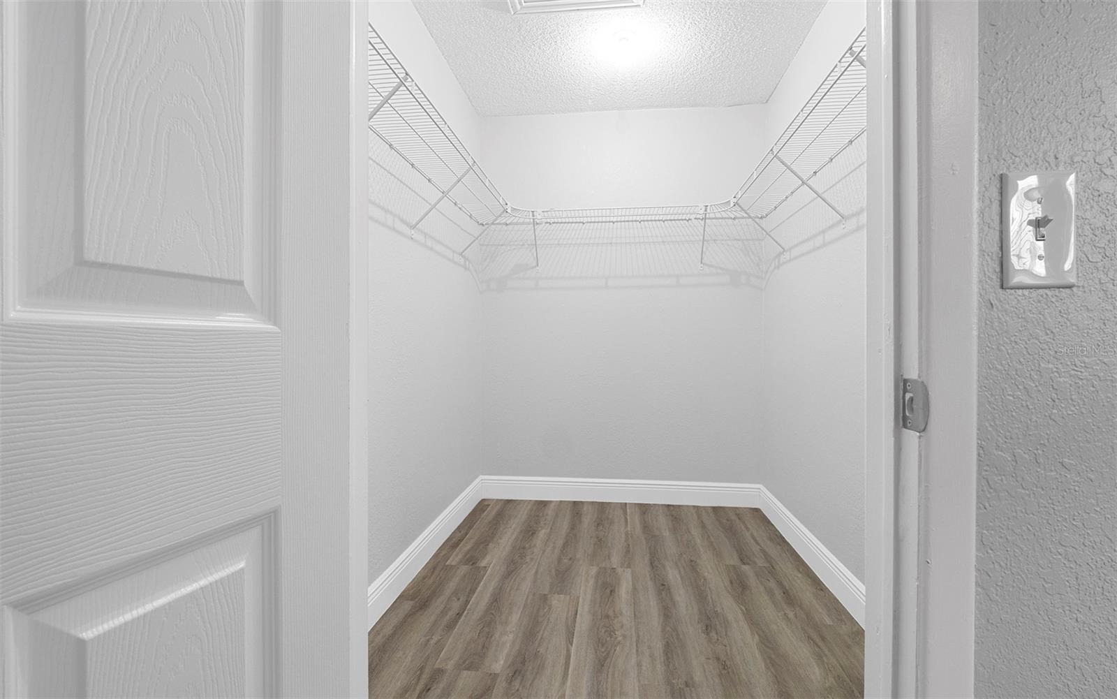 WOODBERY ESTATES - Residential