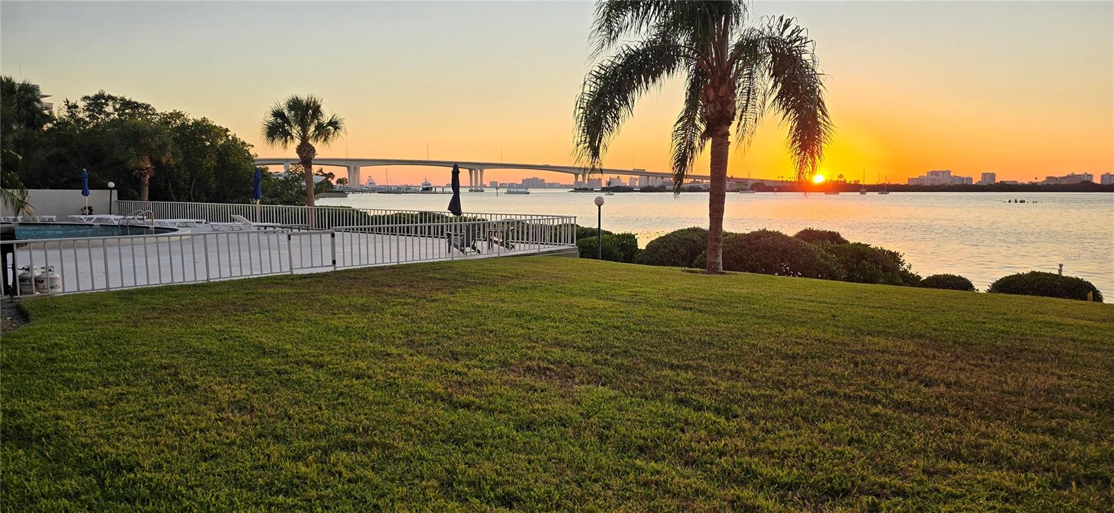 HARBOR BLUFFS WATERFRONT CONDO - Residential