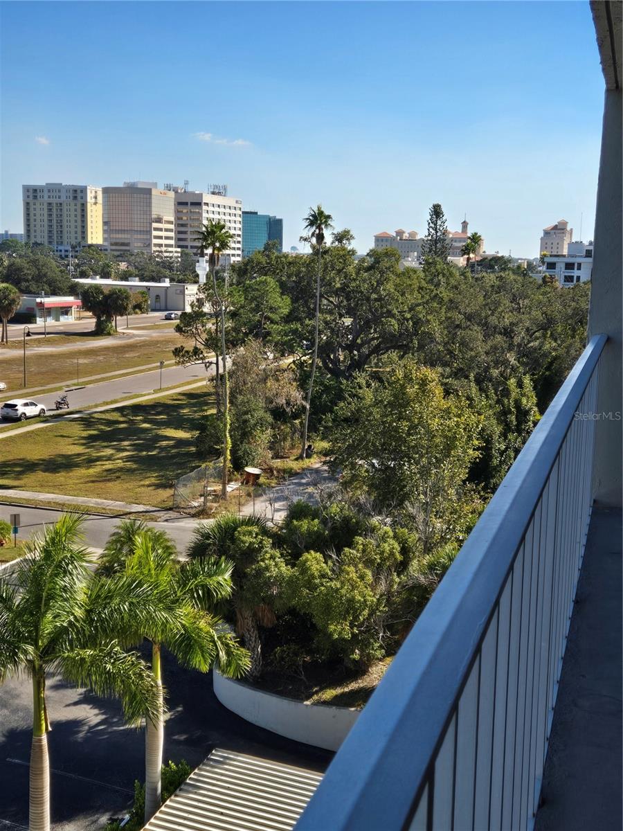 HARBOR BLUFFS WATERFRONT CONDO - Residential